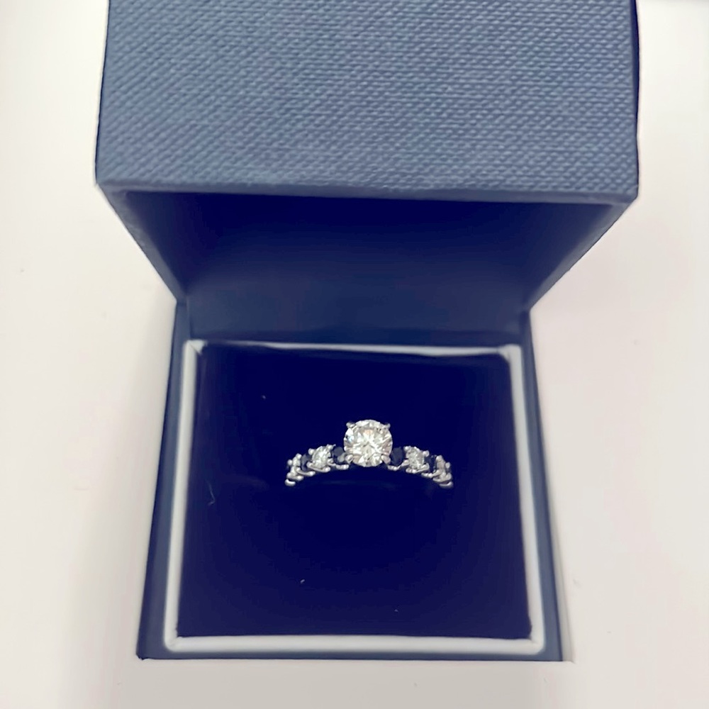 Luna Sapphire&Diamond ring in platinum Weddng/Engagemnt/5yr annivrsy 1.36 ct.tw.